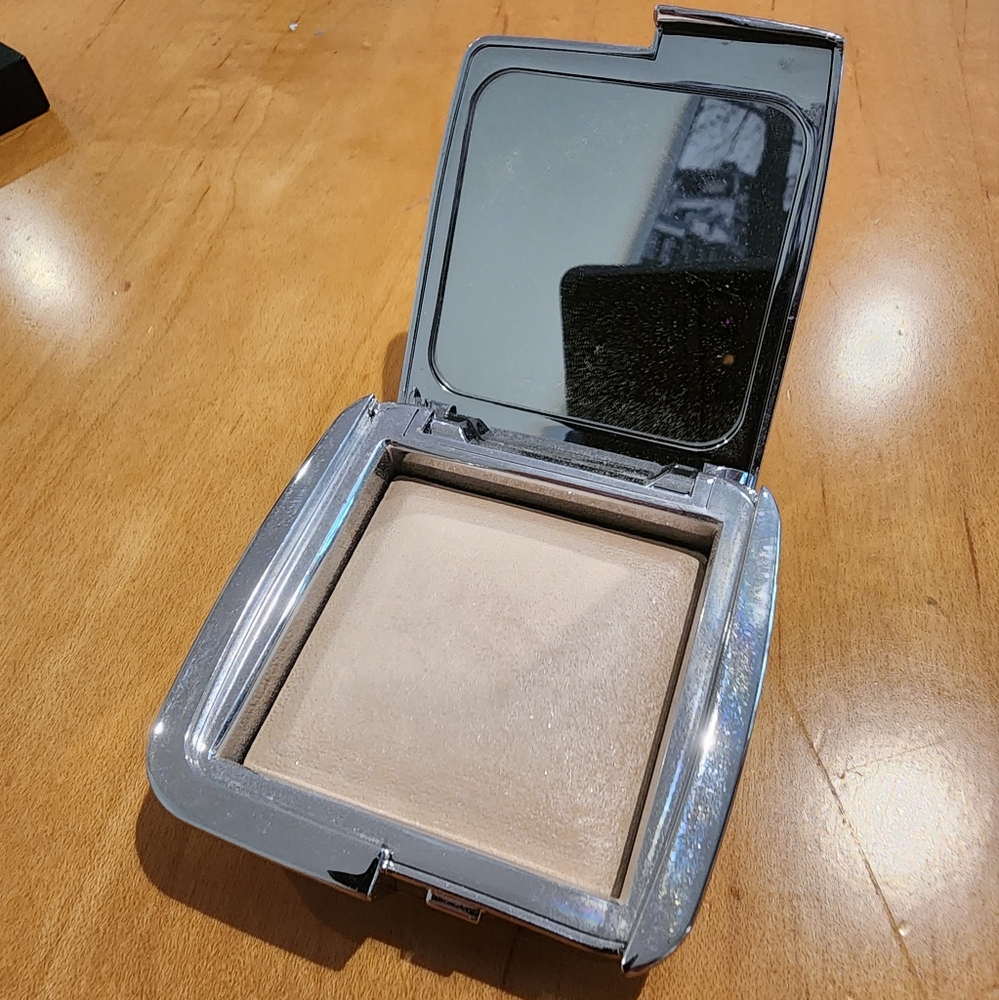 Hourglass Incandescent Strobe Light Highlighter